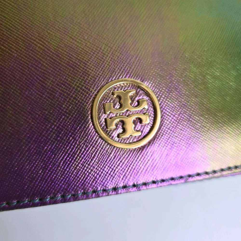 Tory Burch Hologram Iridescent Robinson Crossbody - Picture 8 of 16